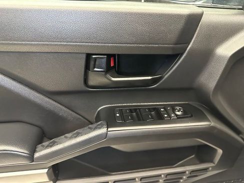 Used 2024 Toyota Tacoma SR5 AWD/4WD image 22