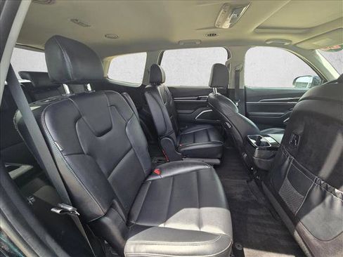 Used 2025 Kia Telluride S AWD/4WD image 24