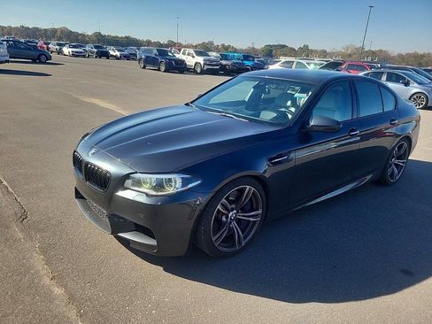 Used 2014 BMW M5 image 1