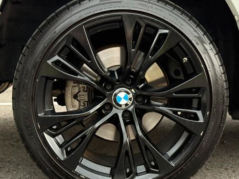 Used 2019 BMW X6 xDrive50i w/ M Sport Package AWD/4WD image 26