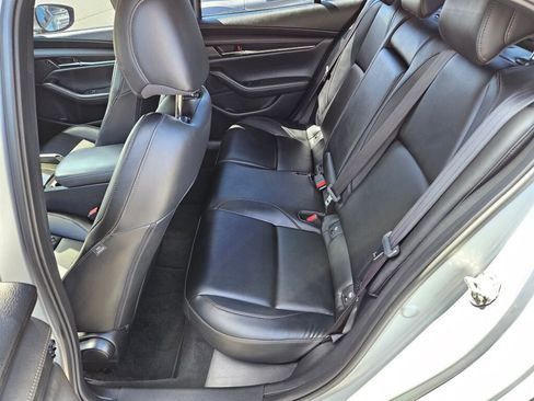 Used 2019 MAZDA MAZDA3 Sedan FWD image 12