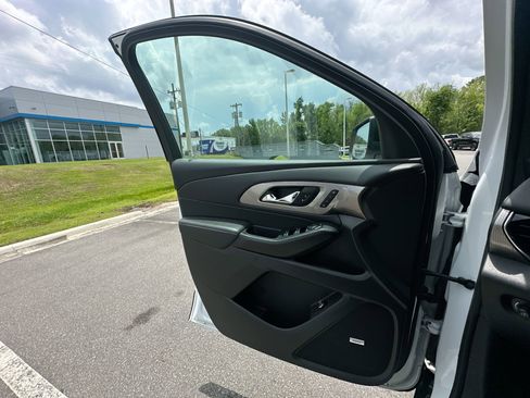 Certified 2023 Chevrolet Traverse Premier w/ Redline Edition image 20