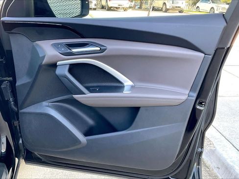 Certified 2025 Audi Q5 Premium w/ Convenience Package image 19