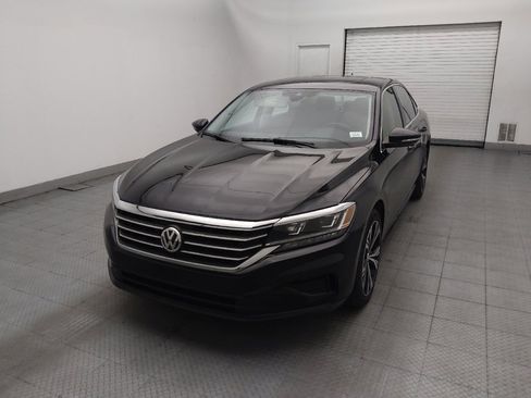 Used 2022 Volkswagen Passat 2.0T SE FWD image 15