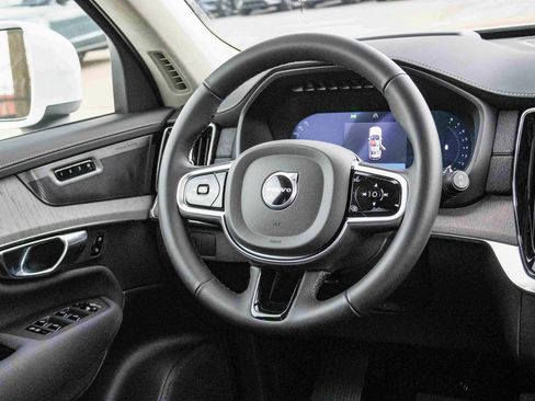 New 2026 Volvo XC90 B6 Ultra w/ Lounge Package image 25