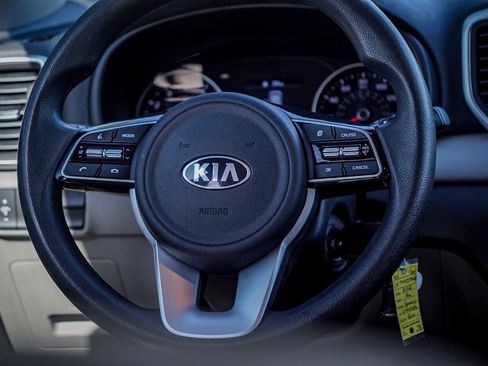 Used 2022 Kia Sportage LX image 27