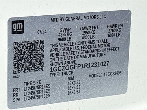 Used 2024 Chevrolet Express 3500 w/ Driver Convenience Package image 29