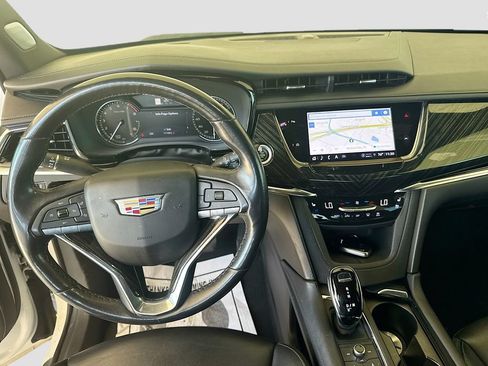 Used 2023 Cadillac XT6 Premium Luxury FWD image 24