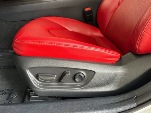 Used 2021 Toyota Camry XSE w/ Carpet Mat Package (TMS) FWD image 13