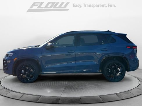 New 2026 Volkswagen Tiguan SE R-Line AWD/4WD image 4