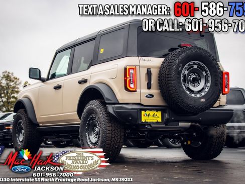 New 2025 Ford Bronco Badlands image 32