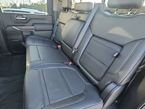 Used 2022 GMC Sierra 2500 Denali w/ Denali Ultimate Package image 13