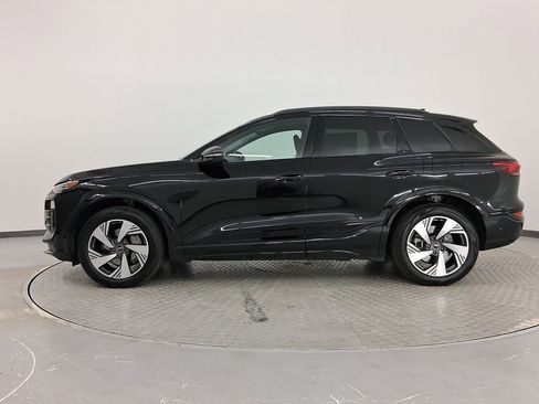 Used 2025 Audi Q6 e-tron Premium Plus w/ Premium Plus image 2