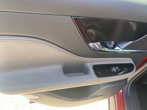 New 2025 Lincoln Corsair Grand Touring AWD/4WD image 12