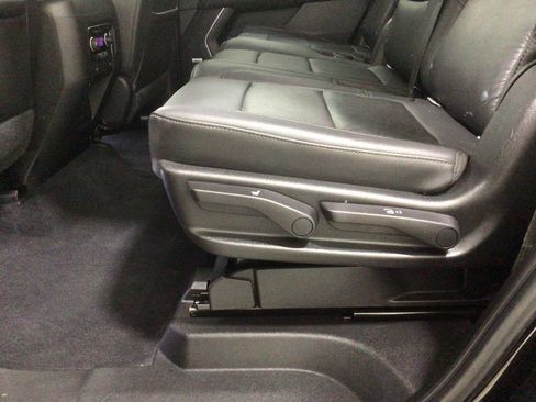 Used 2021 Chevrolet Tahoe Z71 image 30