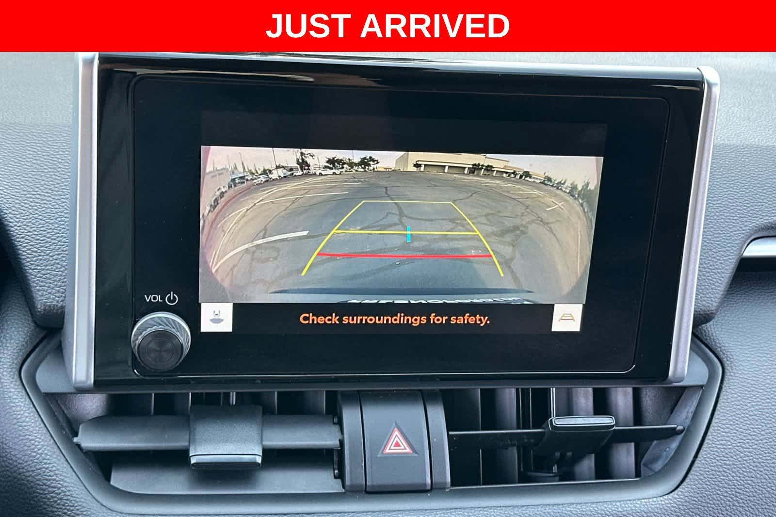 Used 2023 Toyota RAV4 LE AWD/4WD image 20