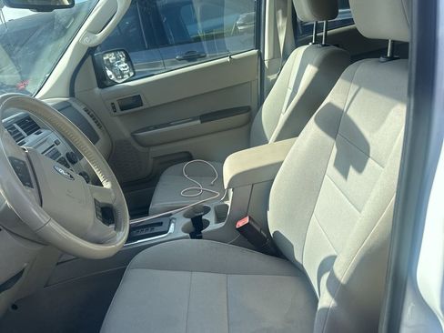 Used 2011 Ford Escape 4WD Hybrid image 8