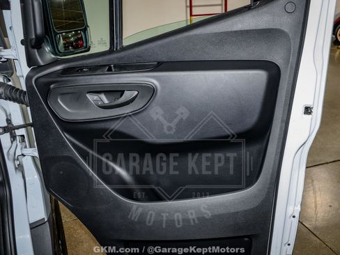 Used 2020 Mercedes-Benz Sprinter 2500 image 70