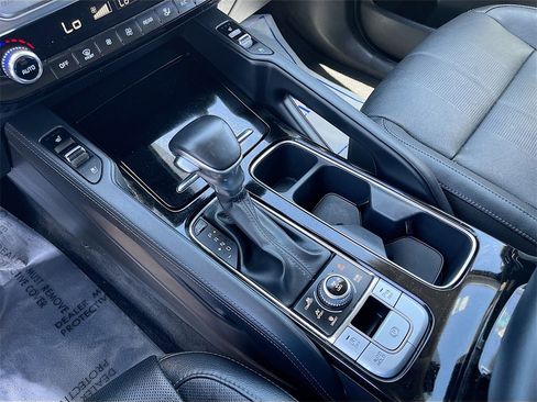 Used 2022 Kia Telluride EX w/ Towing Package image 17