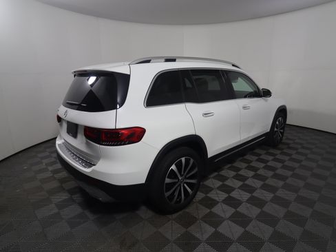 Used 2021 Mercedes-Benz GLB 250 image 5