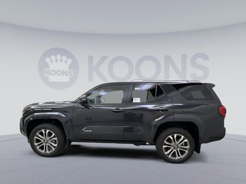 New 2025 Toyota 4Runner Limited image 2