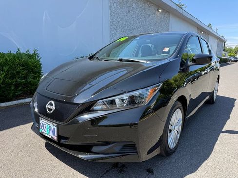 Certified 2024 Nissan Leaf S FWD image 2