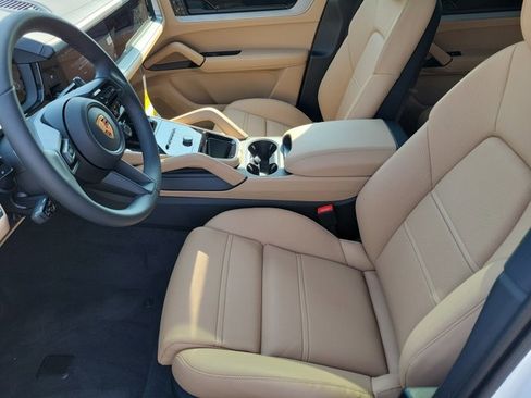 New 2026 Porsche Cayenne AWD/4WD image 22