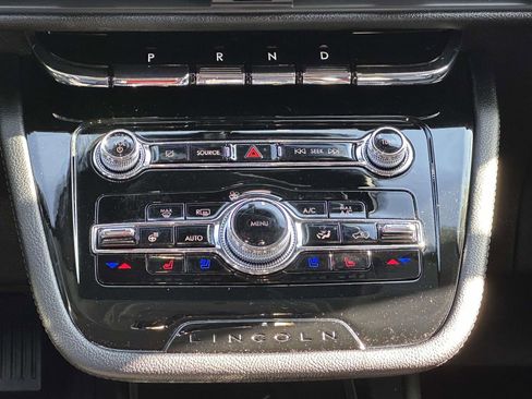 Used 2022 Lincoln Corsair AWD w/ Equipment Group 101A image 20