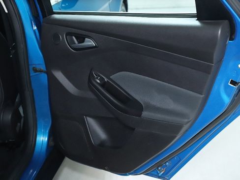 Used 2014 Ford Focus Titanium image 31