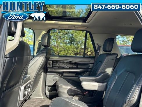 Used 2020 Ford Expedition Max Platinum image 17