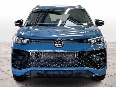 New 2026 Volkswagen Tiguan SE R-Line image 5