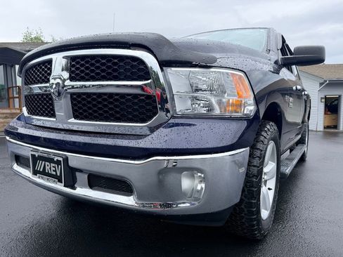 Used 2017 RAM 1500 Classic SLT AWD/4WD image 10