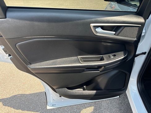 Certified 2023 Ford Edge SEL w/ Convenience Package AWD/4WD image 39