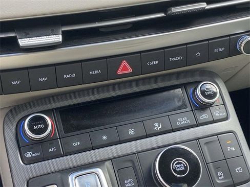 Used 2024 Hyundai Palisade Limited image 29