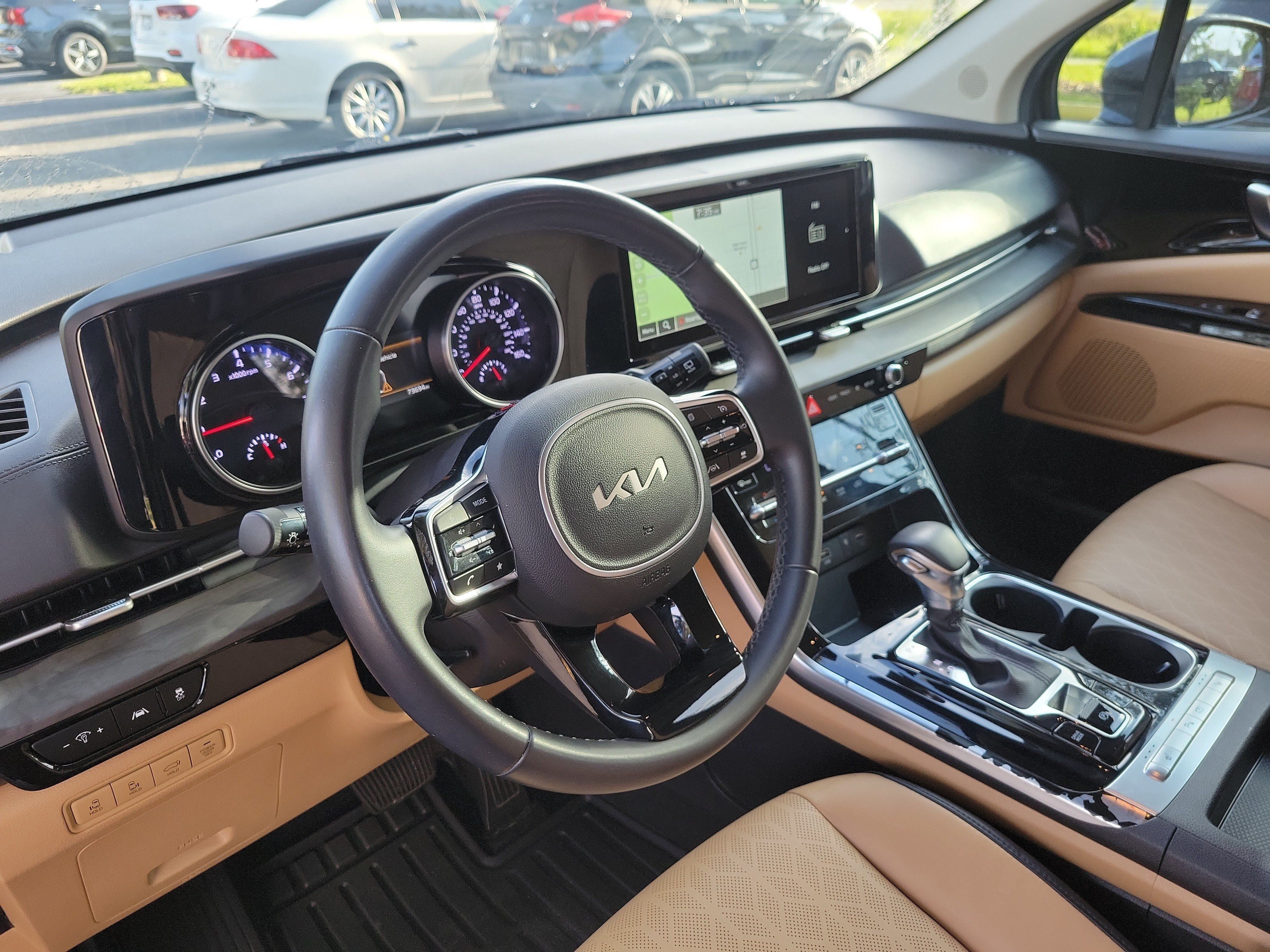 Certified 2023 Kia Carnival EX FWD image 23