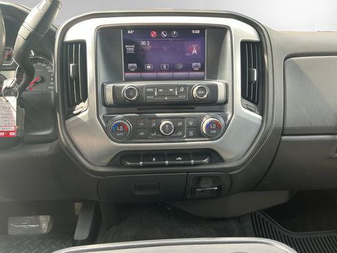 Used 2014 GMC Sierra 1500 SLE w/ SLE Value Package AWD/4WD image 11