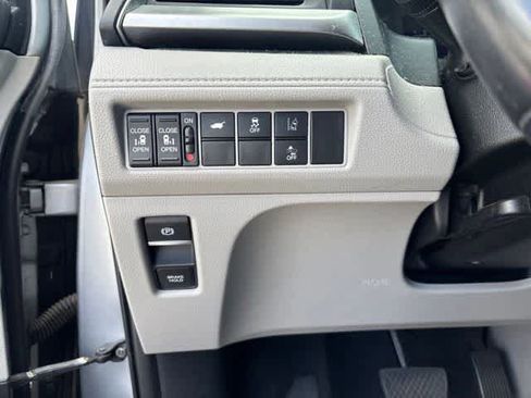 Used 2019 Honda Odyssey EX-L image 10