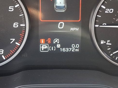 Used 2024 Subaru Crosstrek 2.0i Premium w/ Popular Package #3 image 19