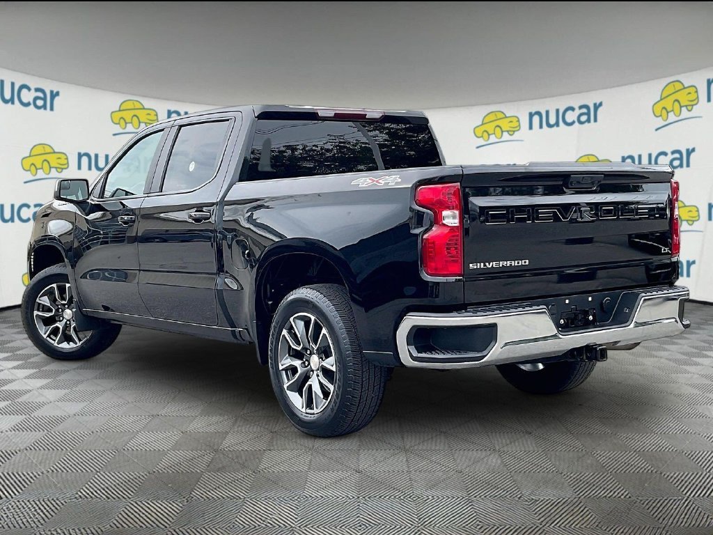 Used 2024 Chevrolet Silverado 1500 LT AWD/4WD image 4