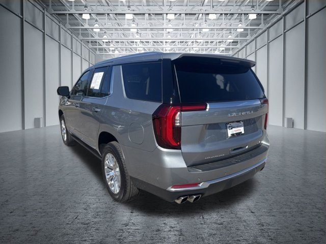 Used 2025 GMC Yukon Denali w/ Sun & Power Step Package AWD/4WD image 3