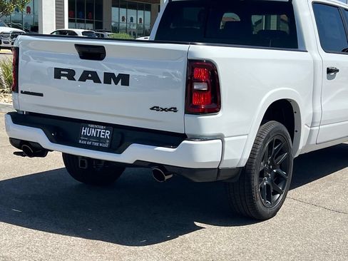 New 2026 RAM 1500 Laramie AWD/4WD image 8