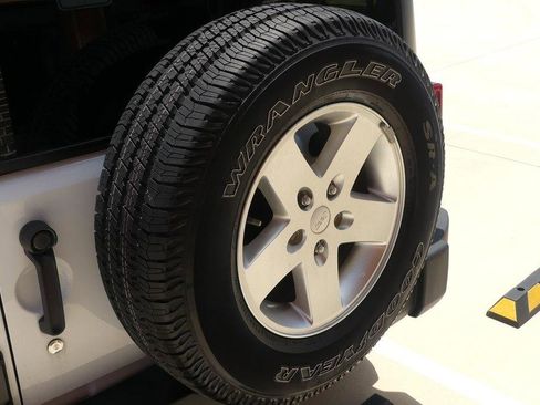 Used 2014 Jeep Wrangler Unlimited Sport w/ Quick Order Package 24S AWD/4WD image 29