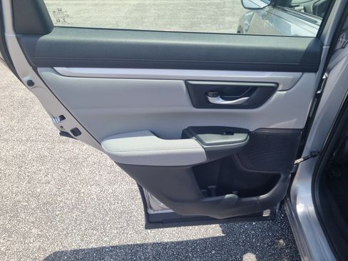 Used 2020 Honda CR-V LX image 13
