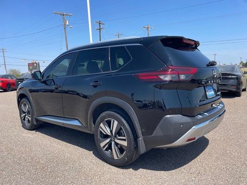 Certified 2023 Nissan Rogue Platinum FWD image 5