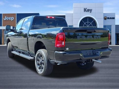 New 2026 RAM 2500 Big Horn AWD/4WD image 6