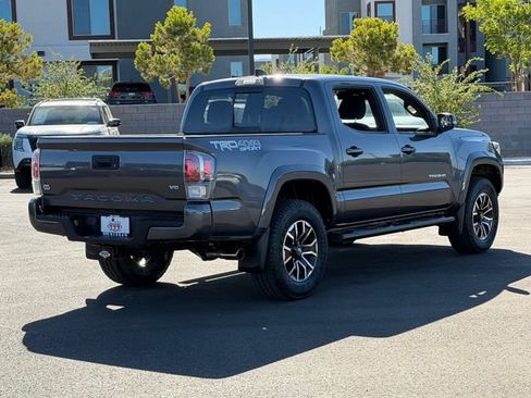 Used 2020 Toyota Tacoma TRD Sport w/ Technology Package AWD/4WD image 6