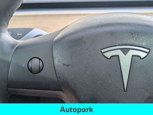 Used 2018 Tesla Model 3 Long Range AWD/4WD image 18