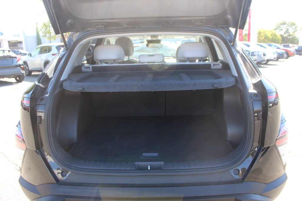 Used 2025 Hyundai Kona SEL AWD/4WD image 10
