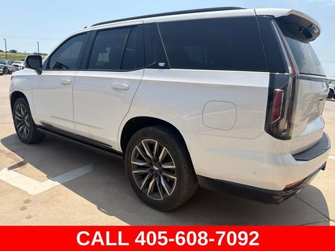 Used 2021 Cadillac Escalade Sport w/ Driver Assist Tech Package AWD/4WD image 5