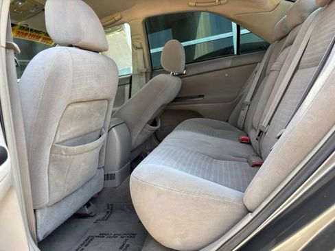Used 2006 Toyota Camry LE FWD image 17
